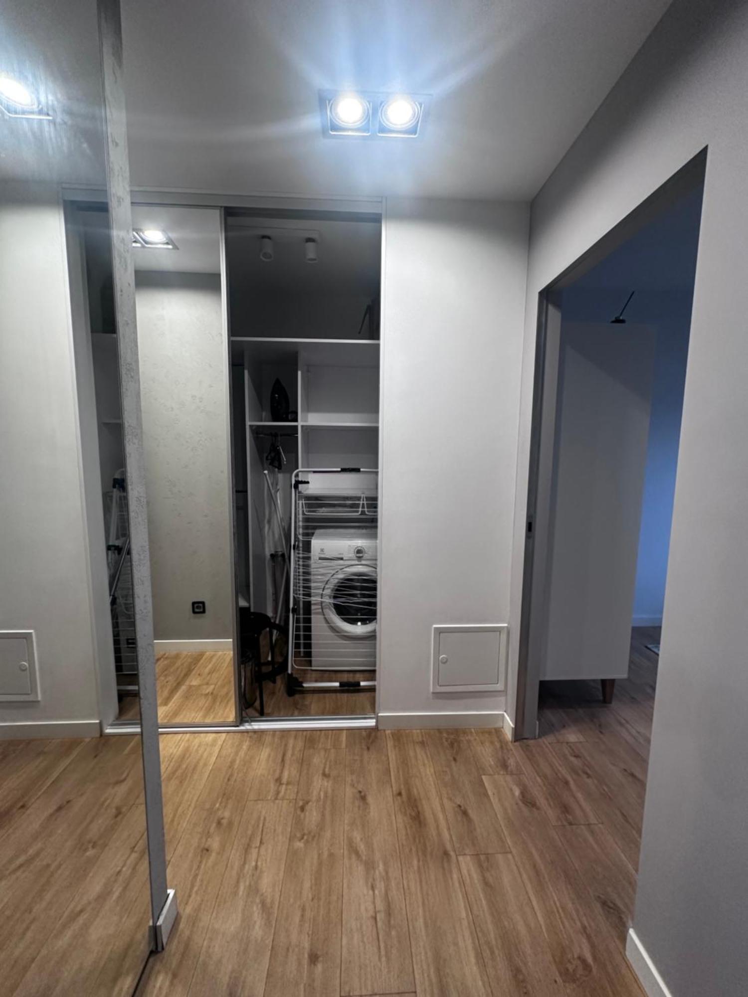 Wislany Apartament Varsovia Exterior foto